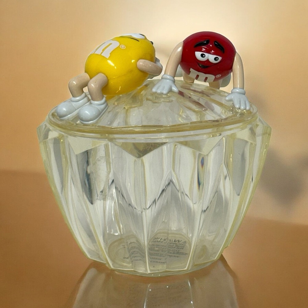Vintage M&M Candy Dish Lidded Bowl Clear Acrylic Plastic Faceted Collectible